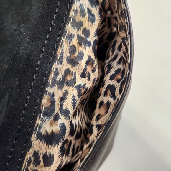 Danier Black Leather Purse w/ Leopard Print Interior - Picture 5 of 11